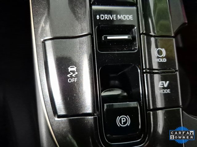 Used 2025 Toyota Crown XLE image 20