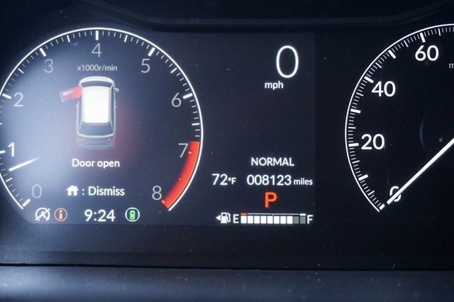 Used 2025 Honda Odyssey Touring image 29