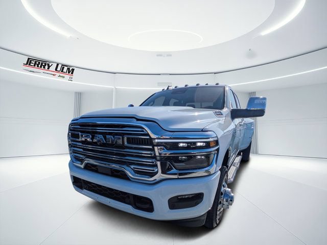 Used 2026 RAM 3500 Laramie AWD/4WD image 6