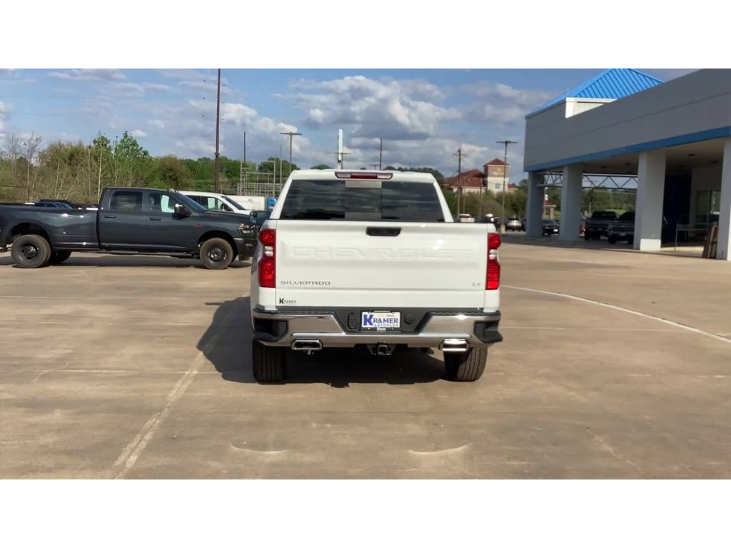 New 2026 Chevrolet Silverado 1500 LT w/ Z71 Off-Road Package AWD/4WD image 7