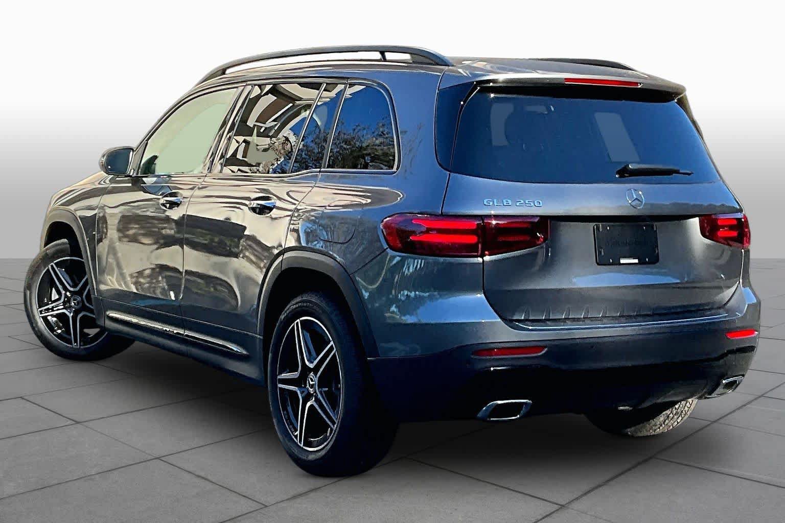 Certified 2026 Mercedes-Benz GLB 250 image 12
