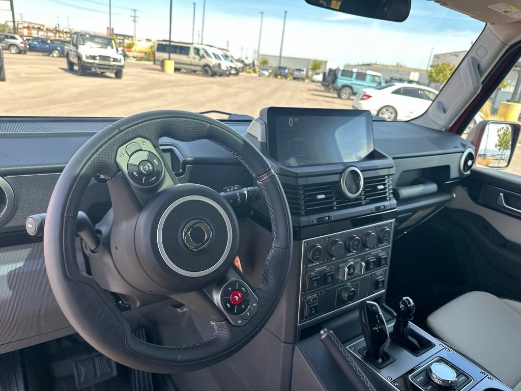Used 2025 INEOS Grenadier Station Wagon AWD/4WD image 13