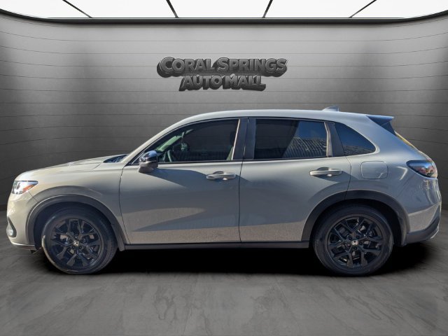 Certified 2025 Honda HR-V Sport image 4