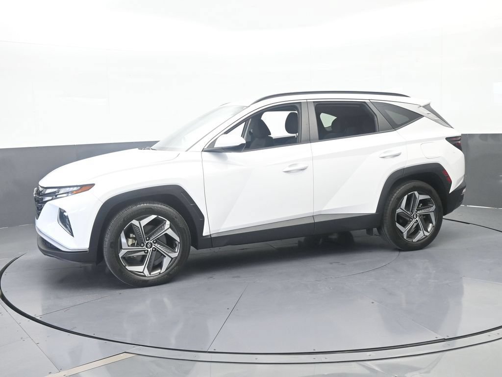 Used 2024 Hyundai Tucson SEL FWD image 2