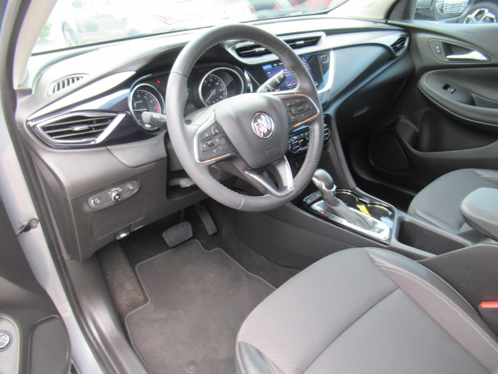 Used 2023 Buick Encore GX Select w/ Sport Touring Package FWD image 15