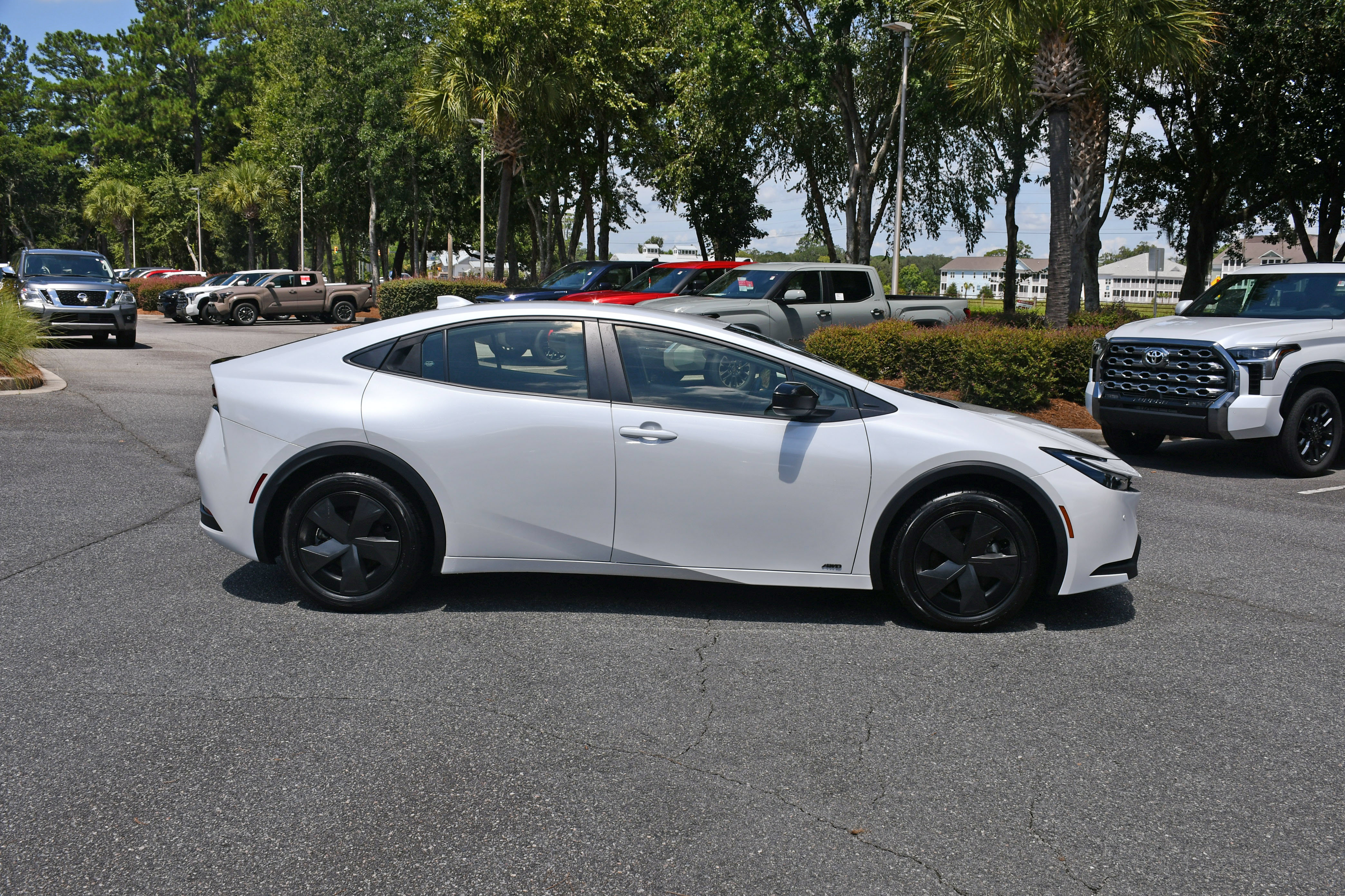 Certified 2024 Toyota Prius LE AWD/4WD image 5