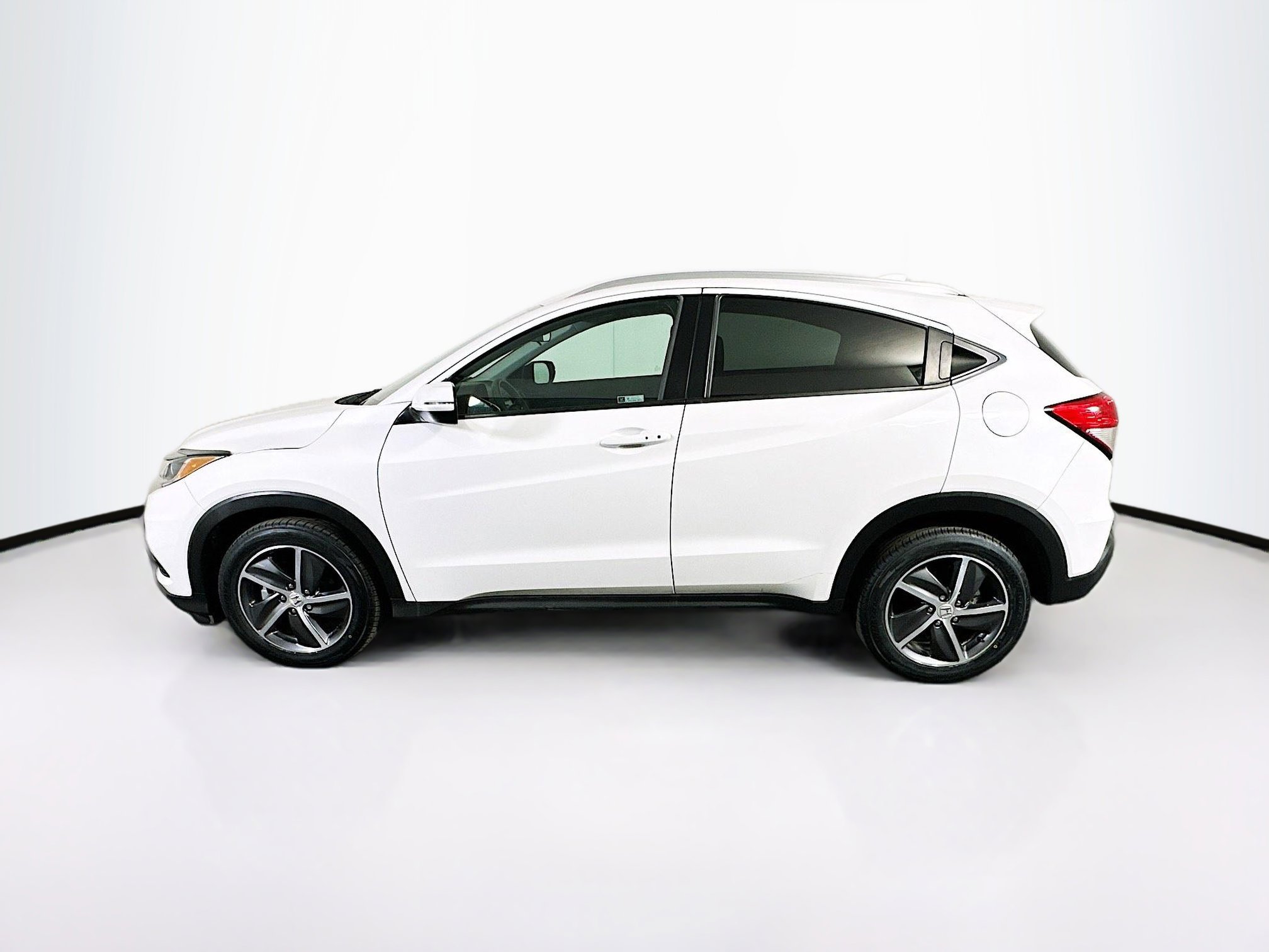 Used 2021 Honda HR-V EX image 4