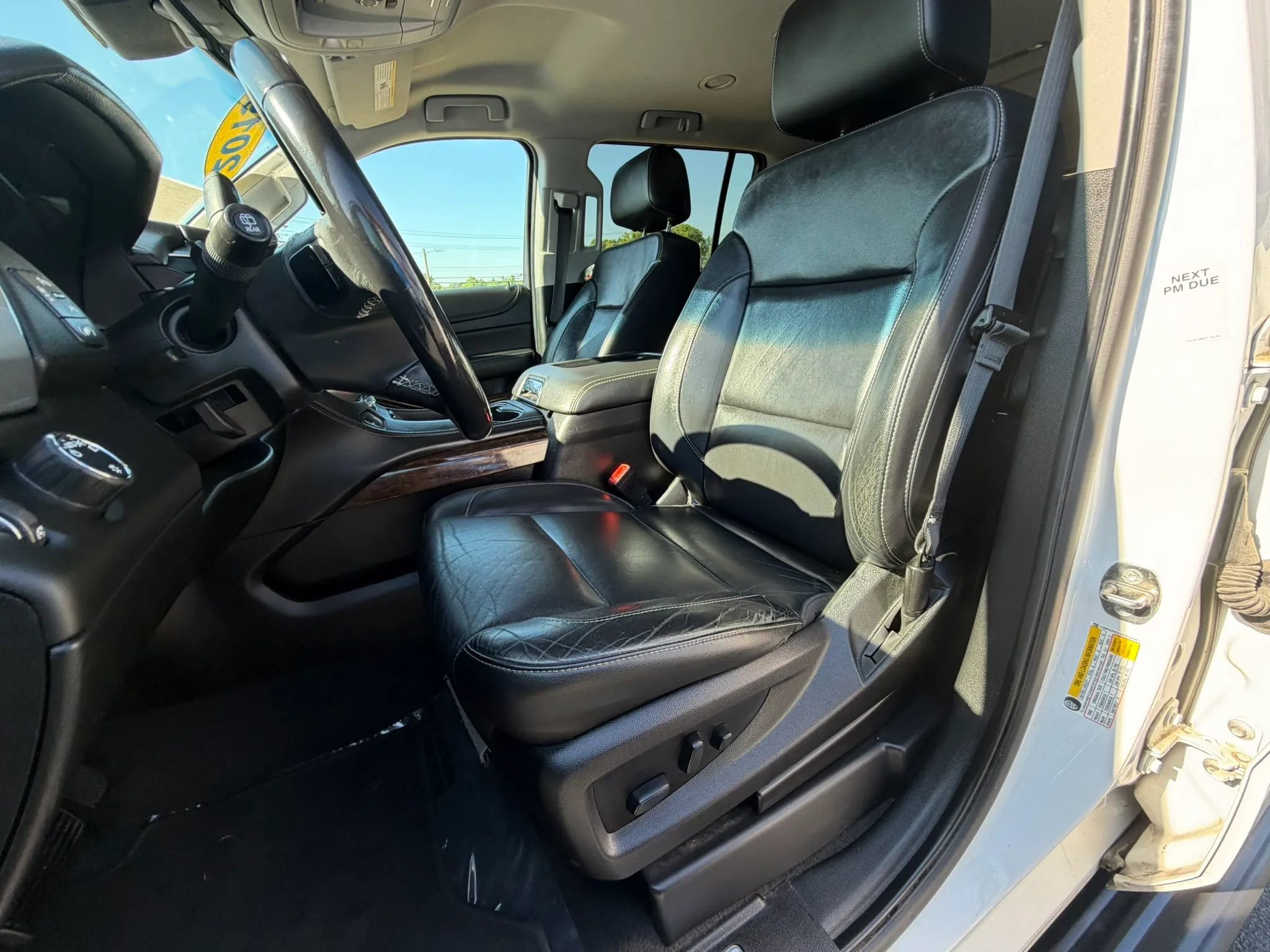 Used 2019 Chevrolet Suburban LT RWD image 21