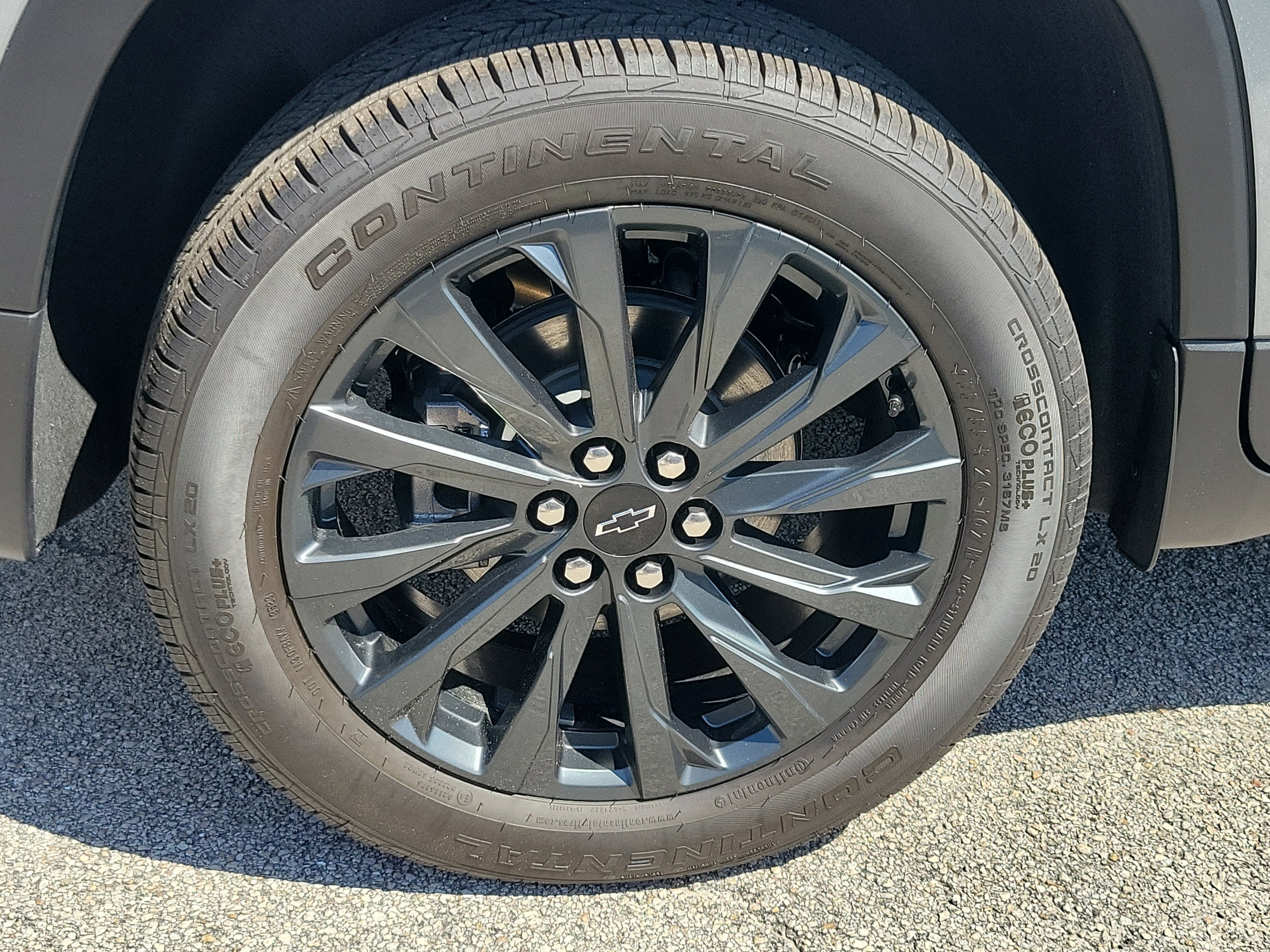Used 2023 Chevrolet Traverse RS image 5