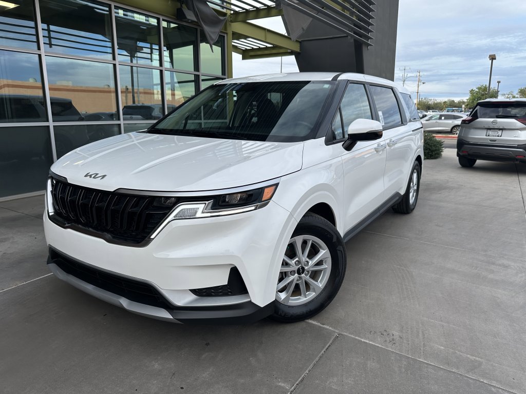 Used 2024 Kia Carnival LX