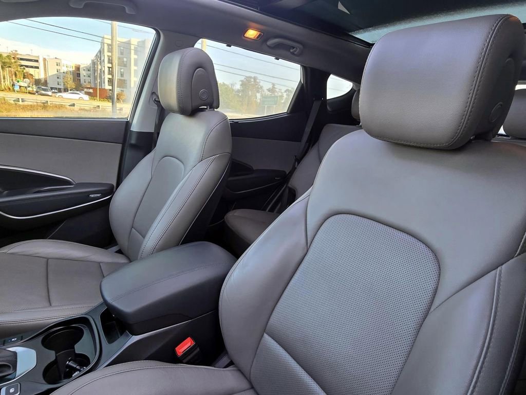 Used 2018 Hyundai Santa Fe Sport w/ 2.0T Ultimate Tech Package 05 image 27