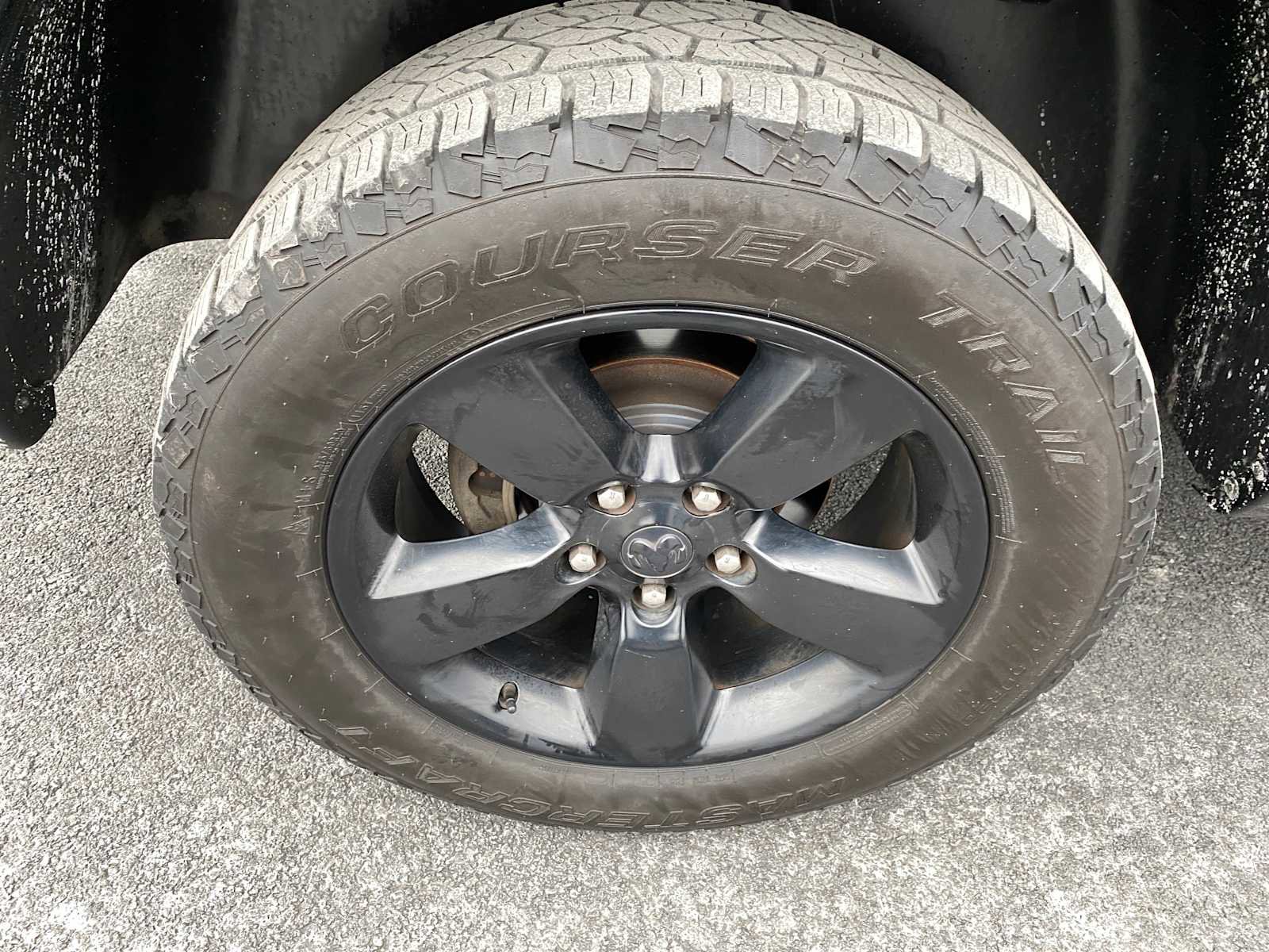 Used 2015 RAM 1500 Express w/ Black Ram 1500 Express Group AWD/4WD image 33