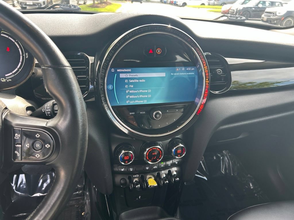 Used 2022 MINI Cooper SE FWD image 27