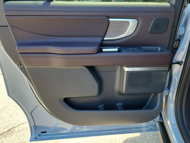 New 2026 Ford Expedition Max Platinum w/ Platinum Ultimate Package AWD/4WD image 15