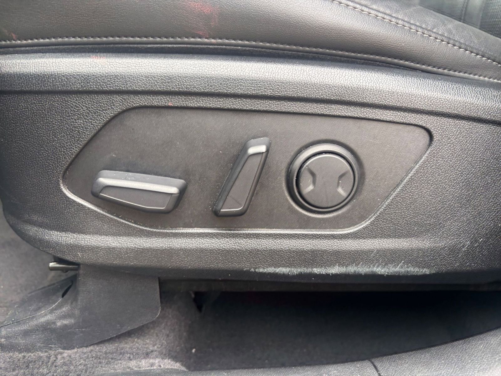 Used 2024 Kia Sorento S FWD image 23