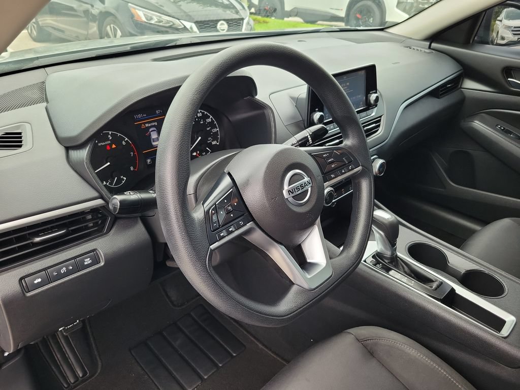 Used 2022 Nissan Altima 2.5 S FWD image 17
