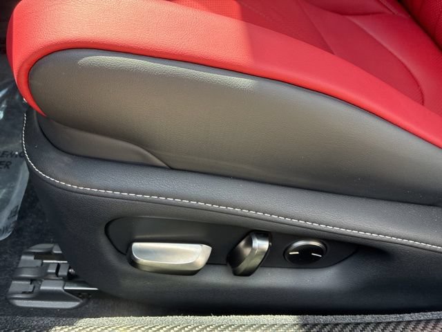 Used 2022 Lexus LC 500 Convertible w/ Touring Package RWD image 10
