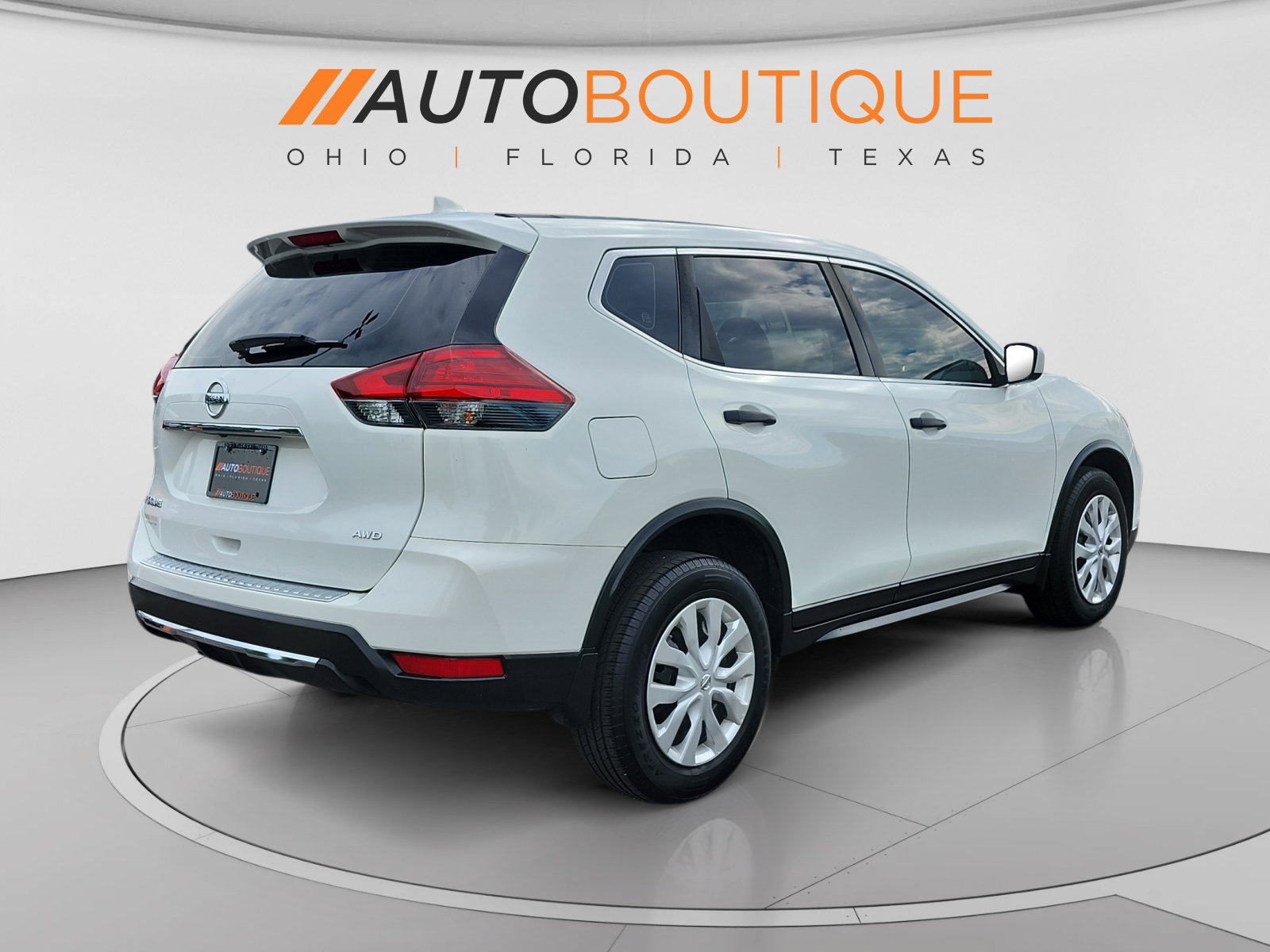 Used 2017 Nissan Rogue S AWD/4WD image 6