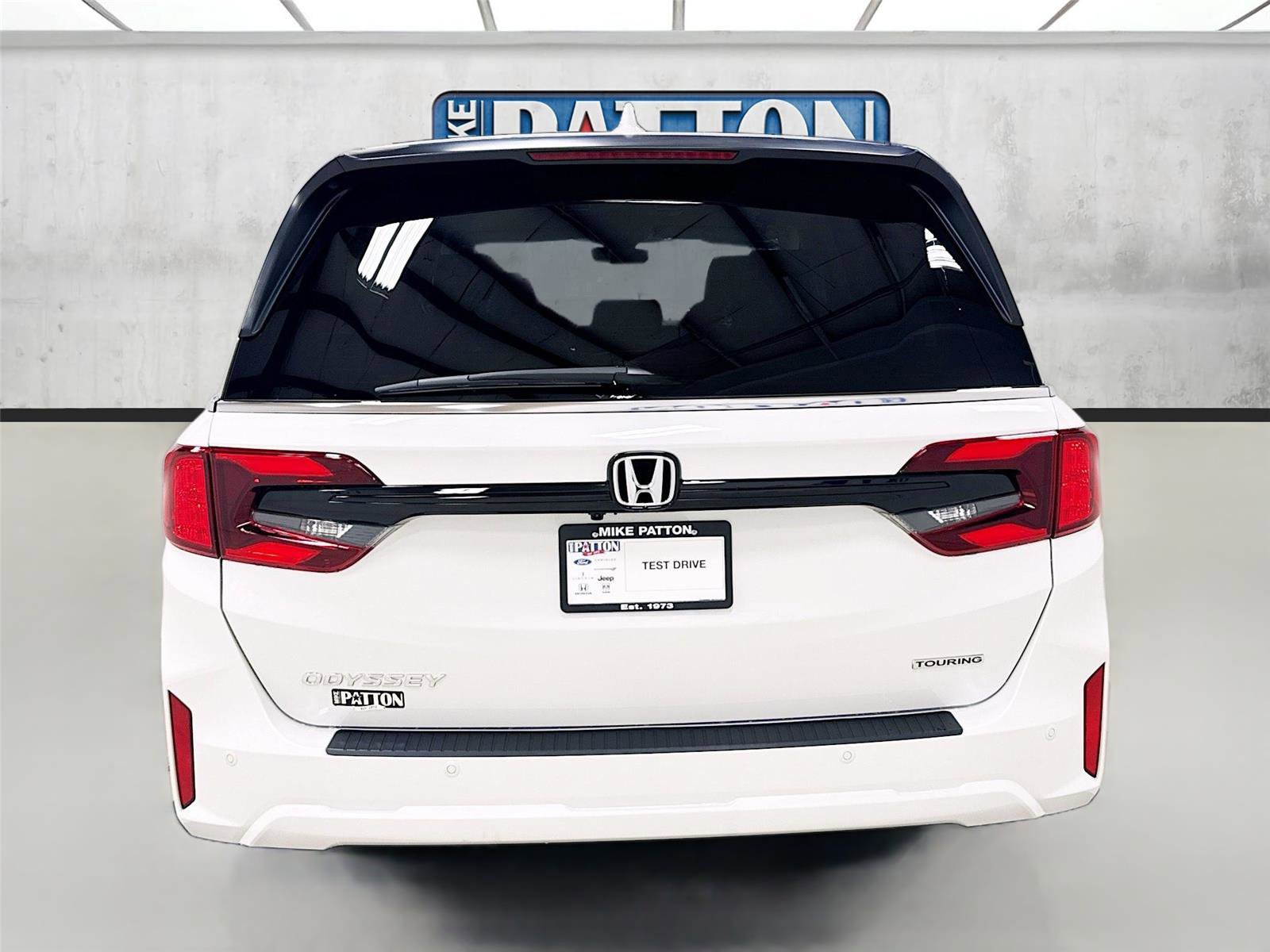 New 2026 Honda Odyssey Touring image 6