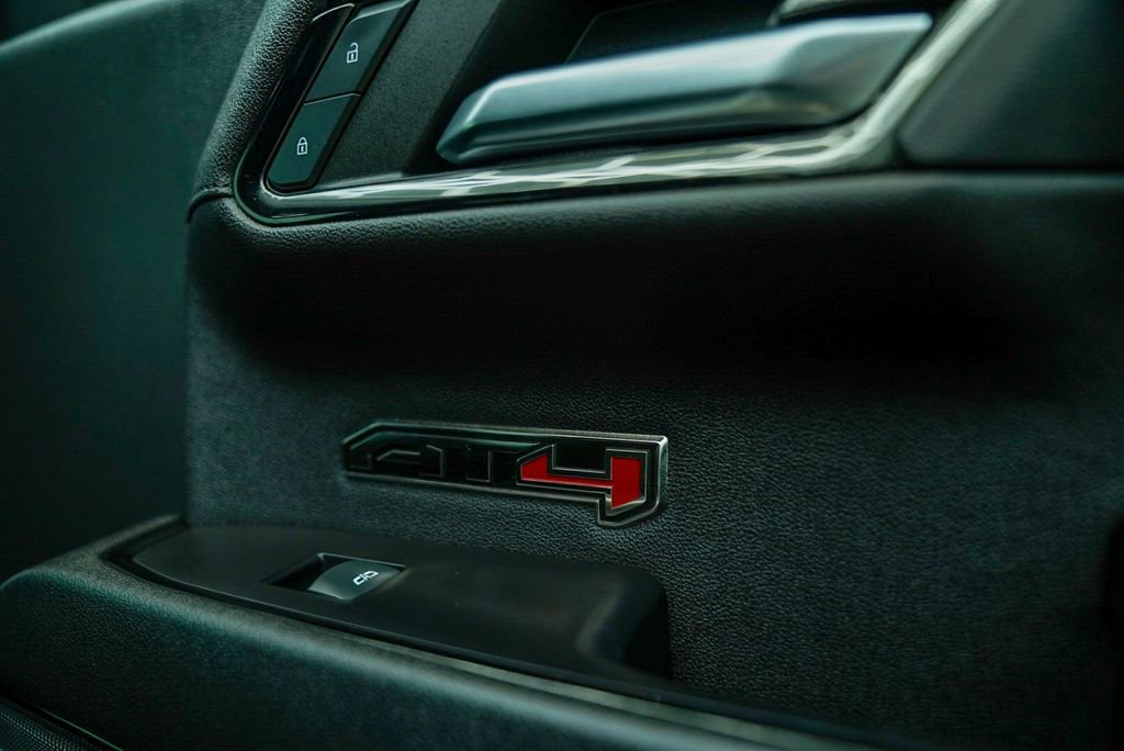 Used 2023 GMC Sierra 1500 AT4 image 12