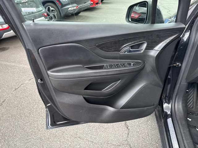 Used 2015 Buick Encore FWD image 13