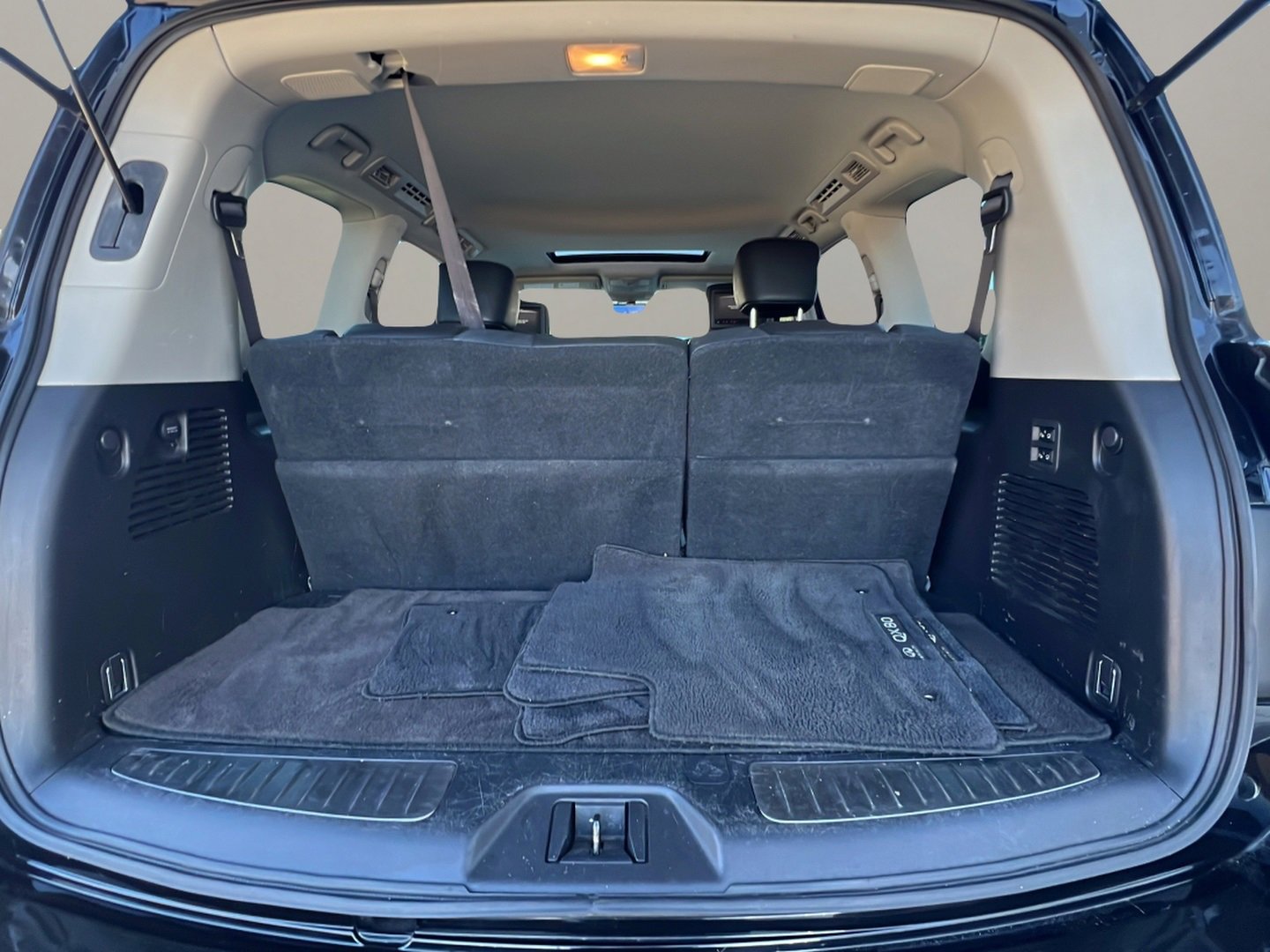 Certified 2018 INFINITI QX80 4WD w/ Deluxe Technology Package image 31