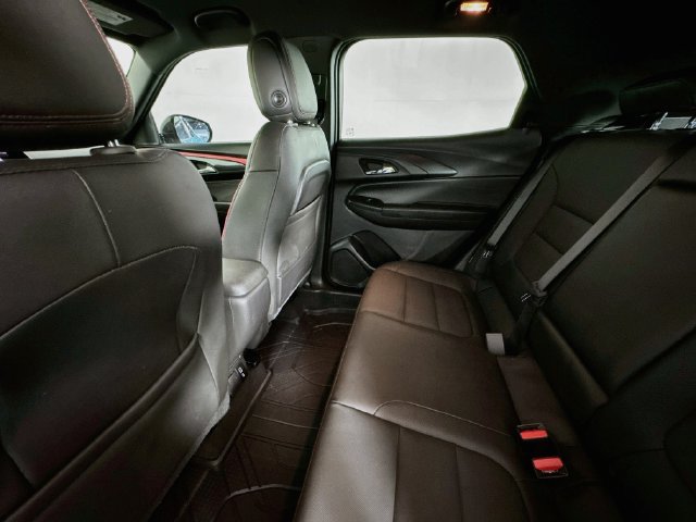 Used 2025 Chevrolet TrailBlazer RS w/ Convenience Package FWD image 22
