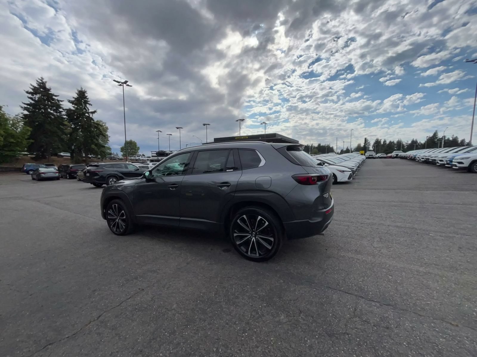 Used 2026 MAZDA CX-50 AWD 2.5 S w/ Premium Package image 9