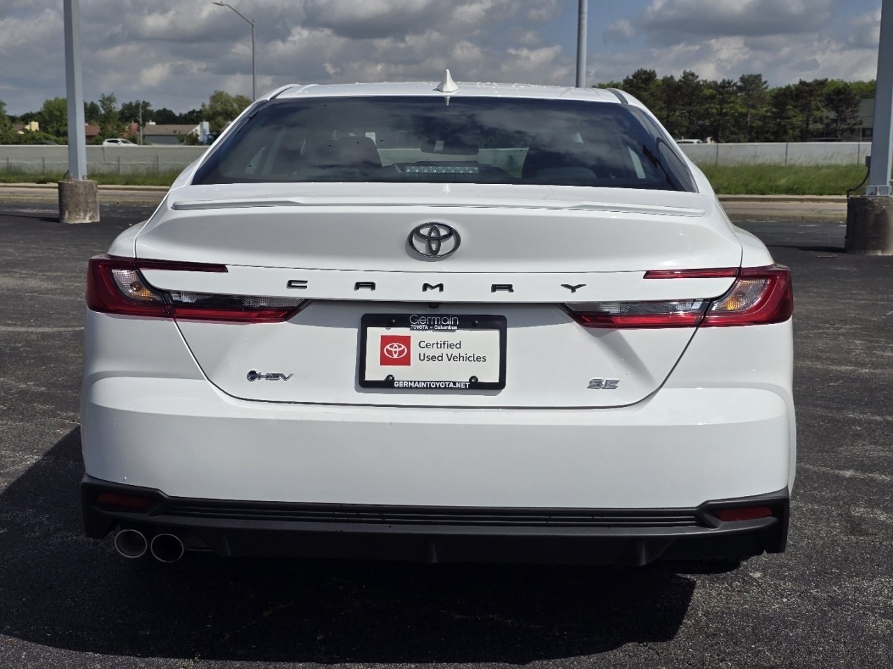 Certified 2025 Toyota Camry SE FWD image 14