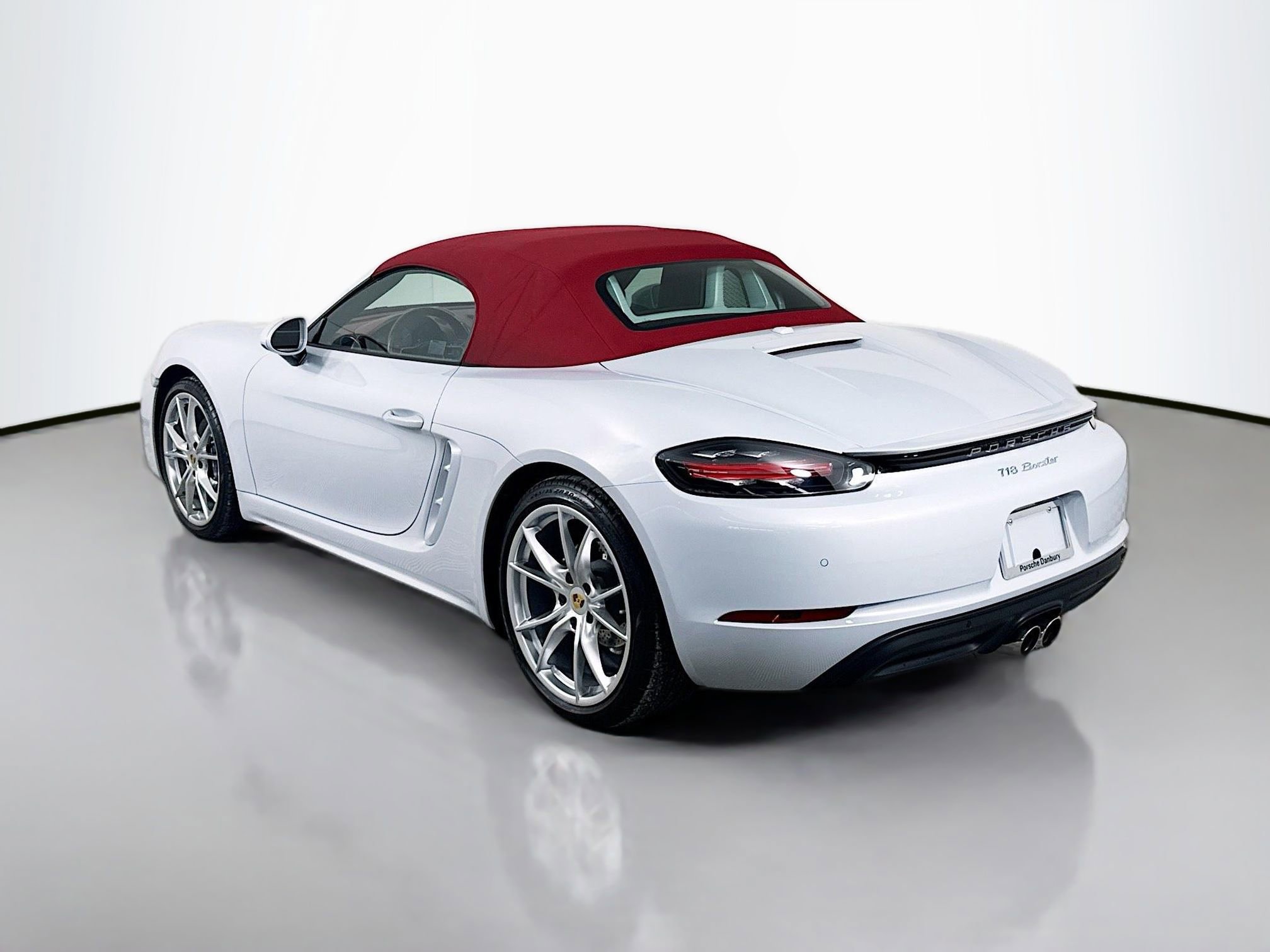 Certified 2024 Porsche 718 Boxster image 3