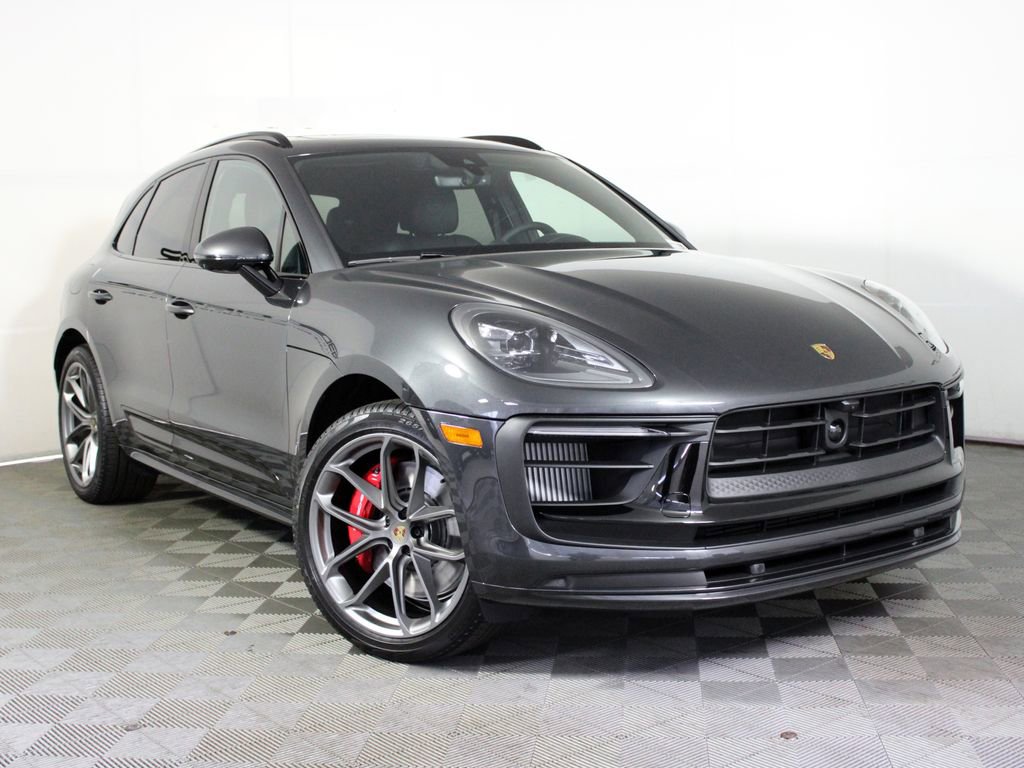 Certified 2026 Porsche Macan GTS AWD/4WD image 9