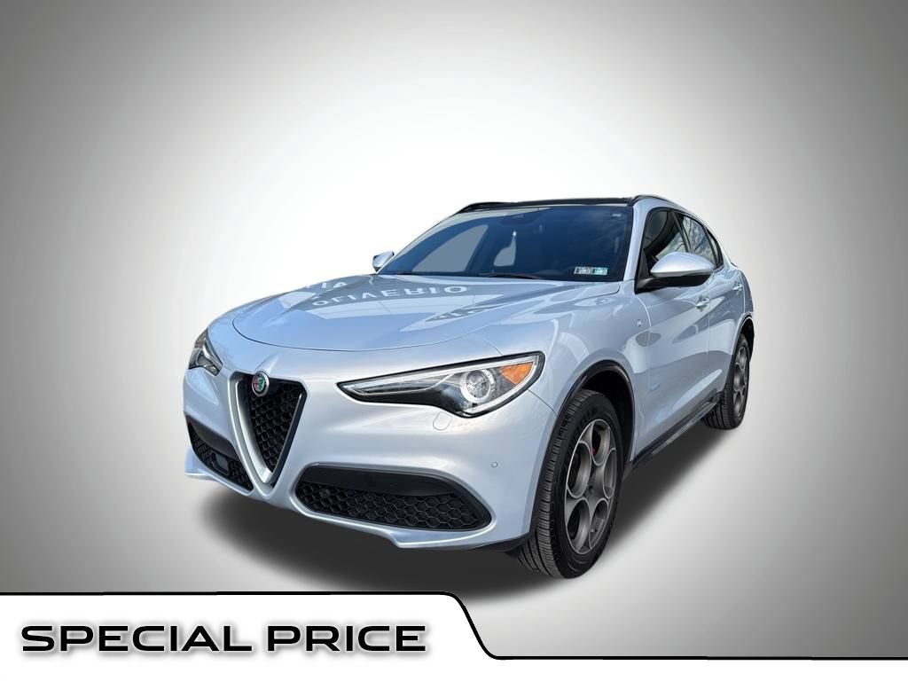 Used 2022 Alfa Romeo Stelvio Ti AWD/4WD video 1