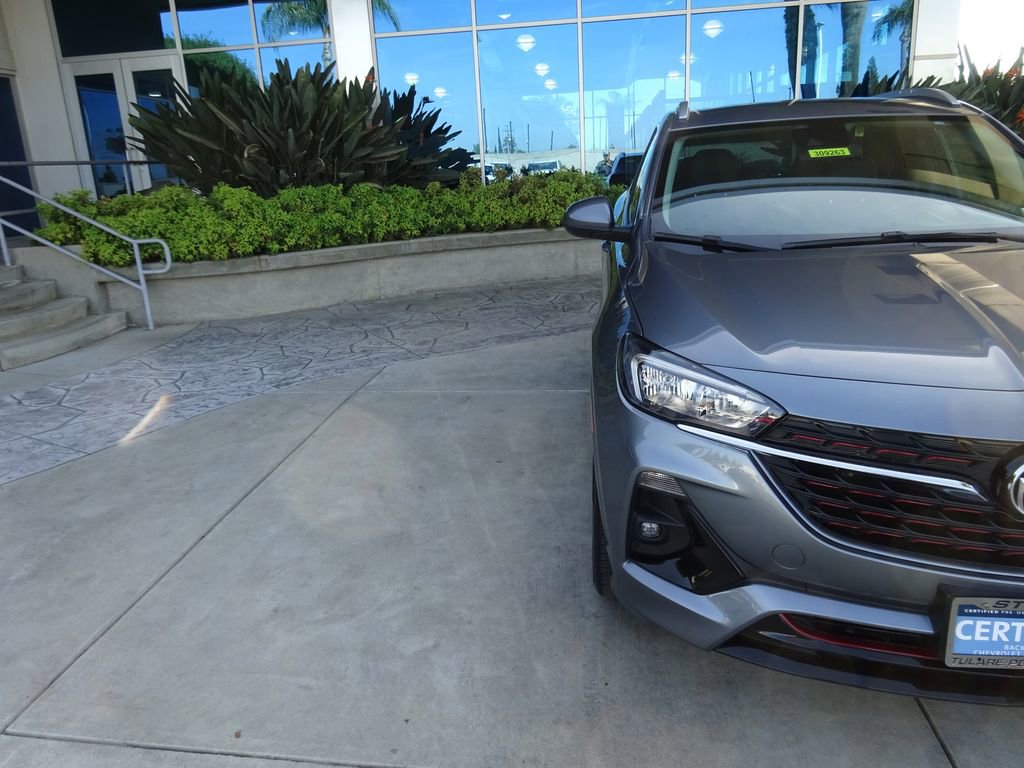 Used 2020 Buick Encore GX Preferred w/ Sport Touring Package image 35