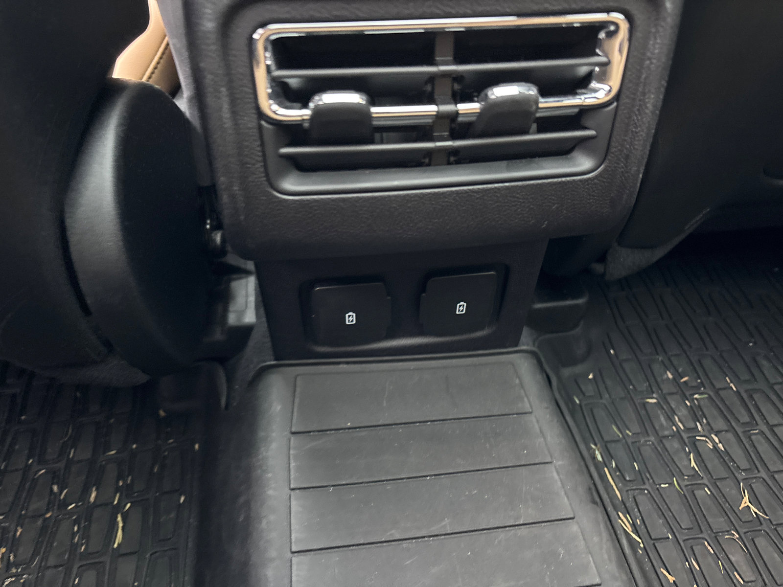 Certified 2023 Lincoln Corsair Reserve w/ Equipment Group 201A image 32