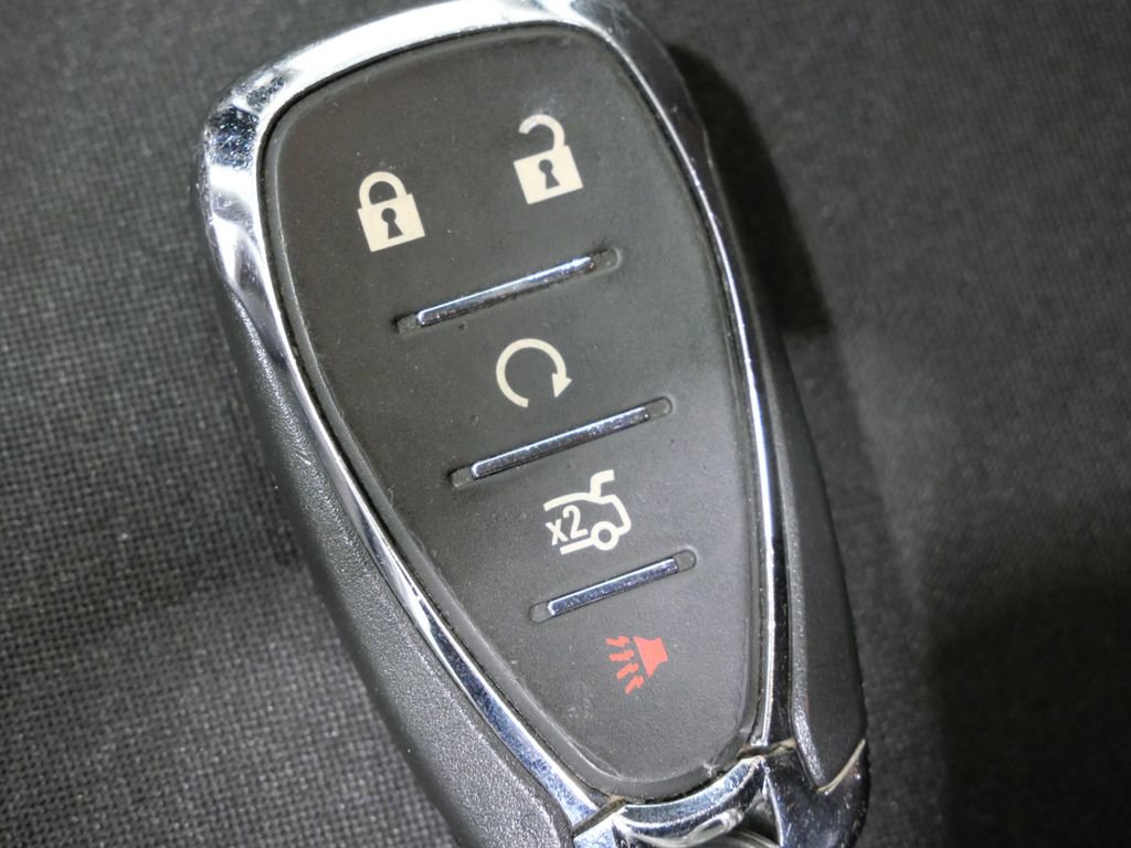 Used 2024 Chevrolet Malibu LT image 25