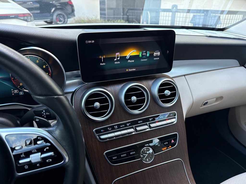 Used 2021 Mercedes-Benz C 300 Sedan image 21