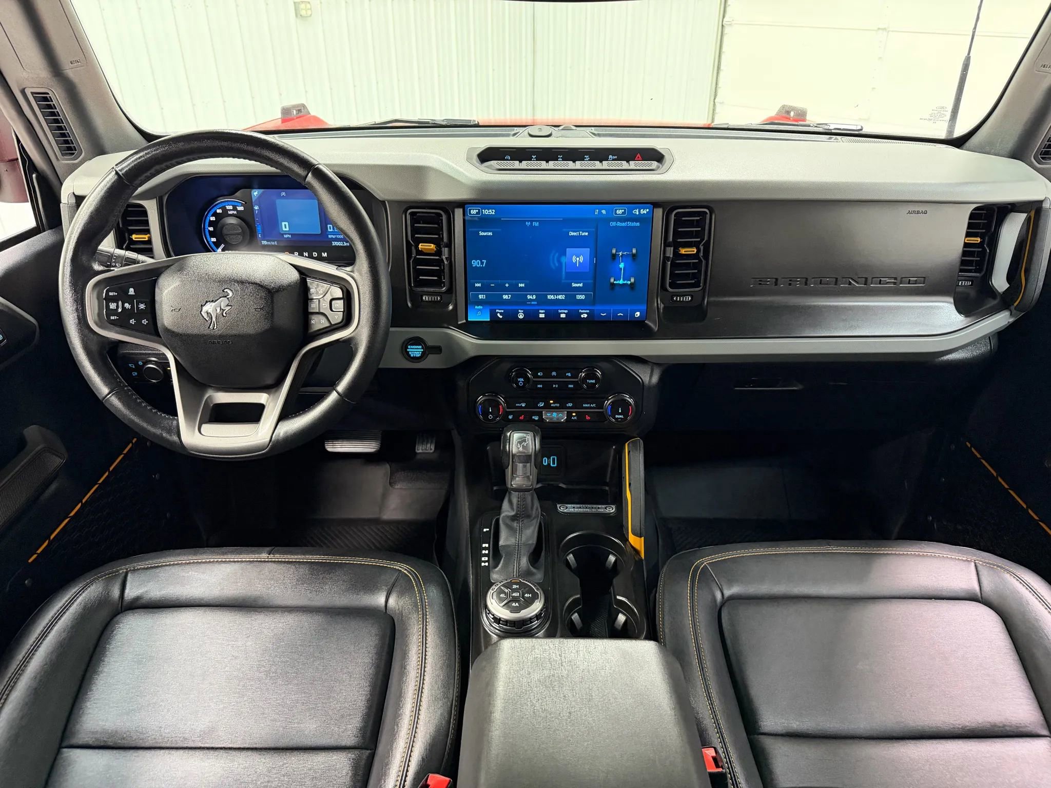 Used 2022 Ford Bronco Badlands image 13