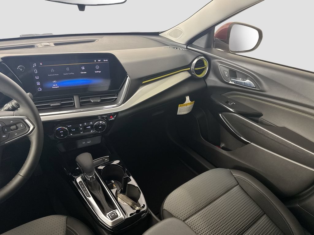 New 2026 Chevrolet Trax LT w/ LT Convenience Package FWD image 23