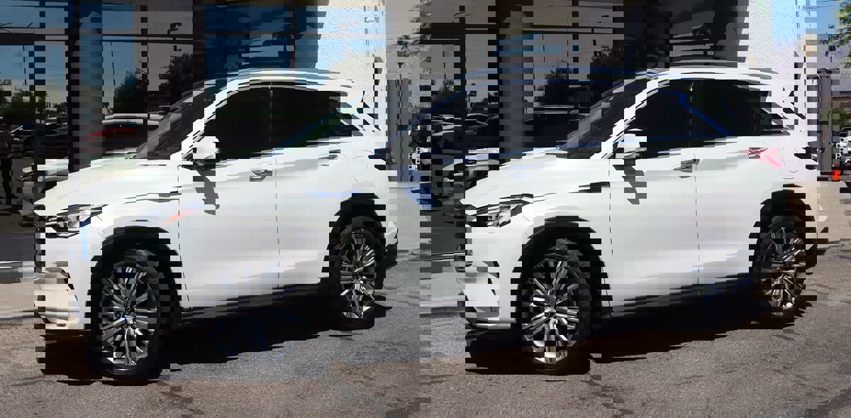 Used 2021 INFINITI QX50 Sensory w/ Cargo Package image 4