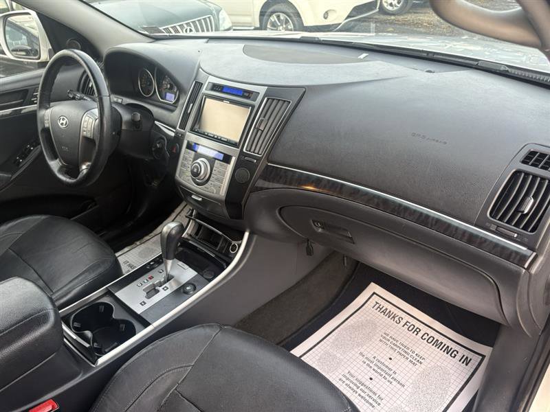 Used 2012 Hyundai Veracruz Limited w/ Navigation Pkg image 22