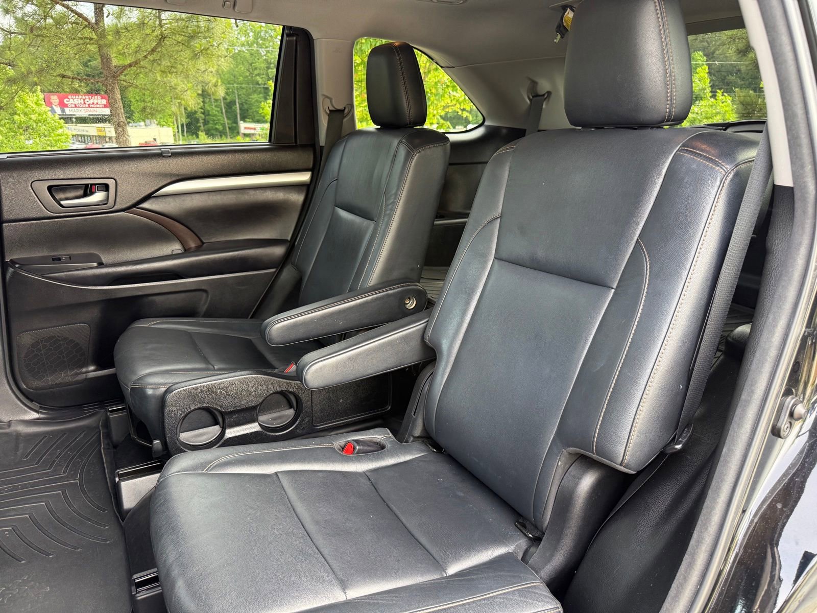 Used 2018 Toyota Highlander XLE FWD image 41