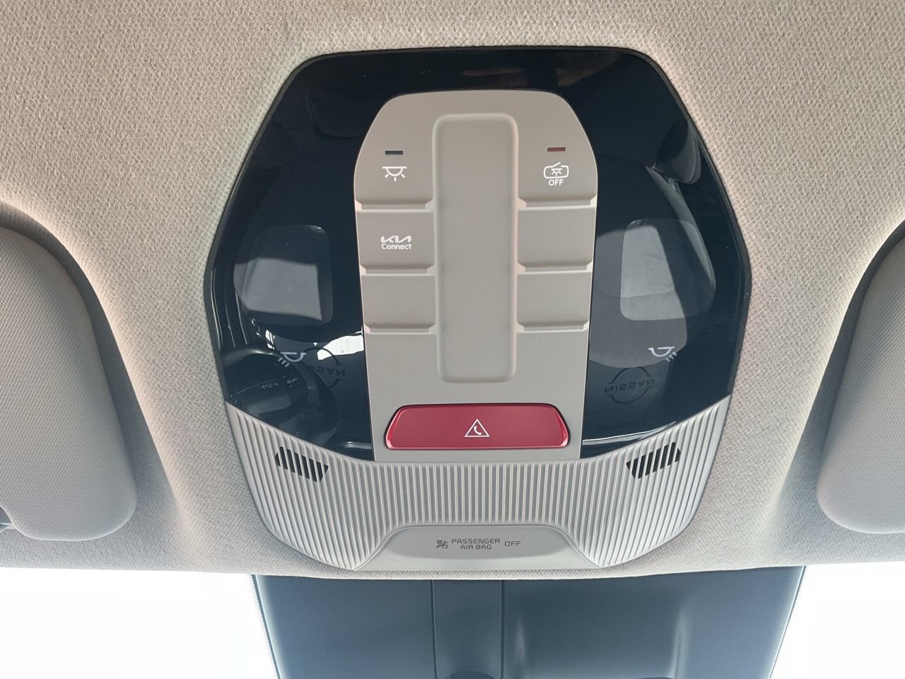 Used 2025 Kia K4 FWD image 14
