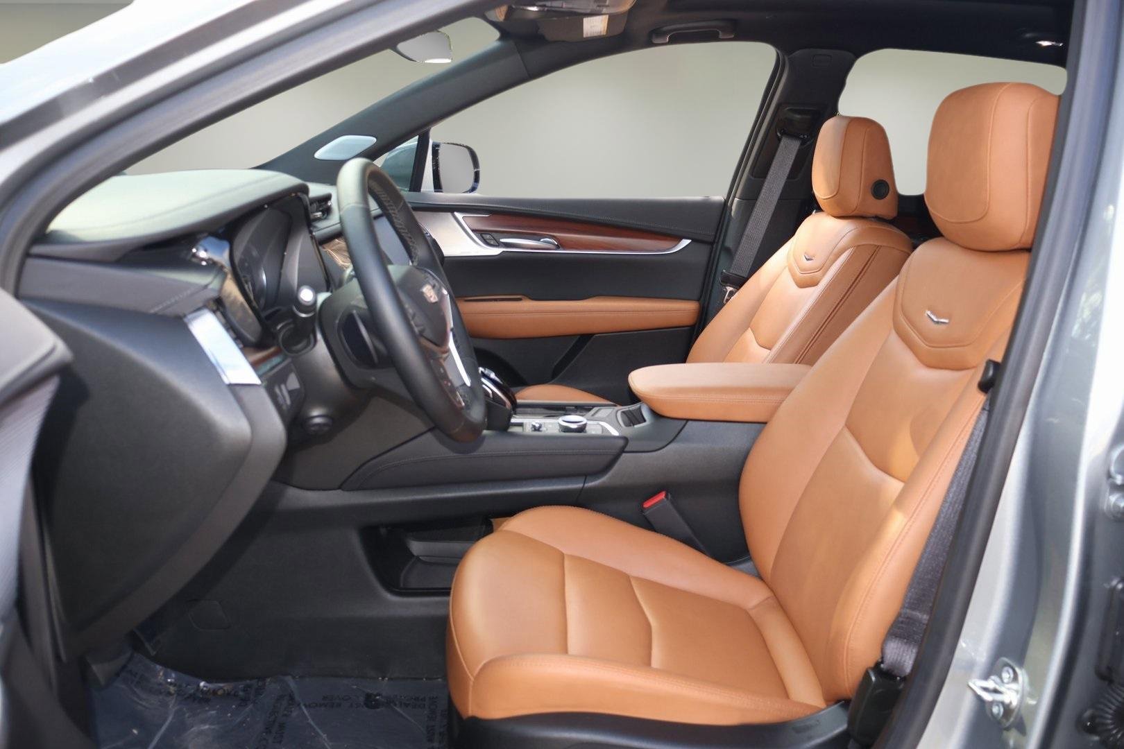 New 2025 Cadillac XT5 Premium Luxury image 12