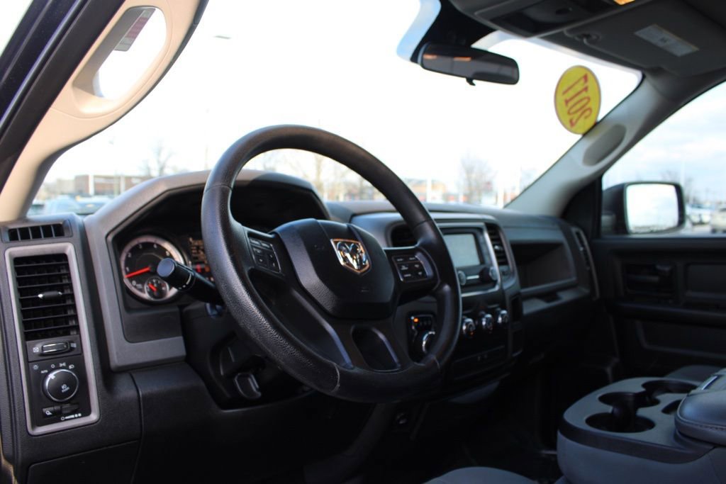 Used 2017 RAM 1500 Express image 17