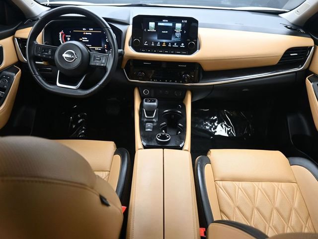 Used 2023 Nissan Rogue Platinum image 9