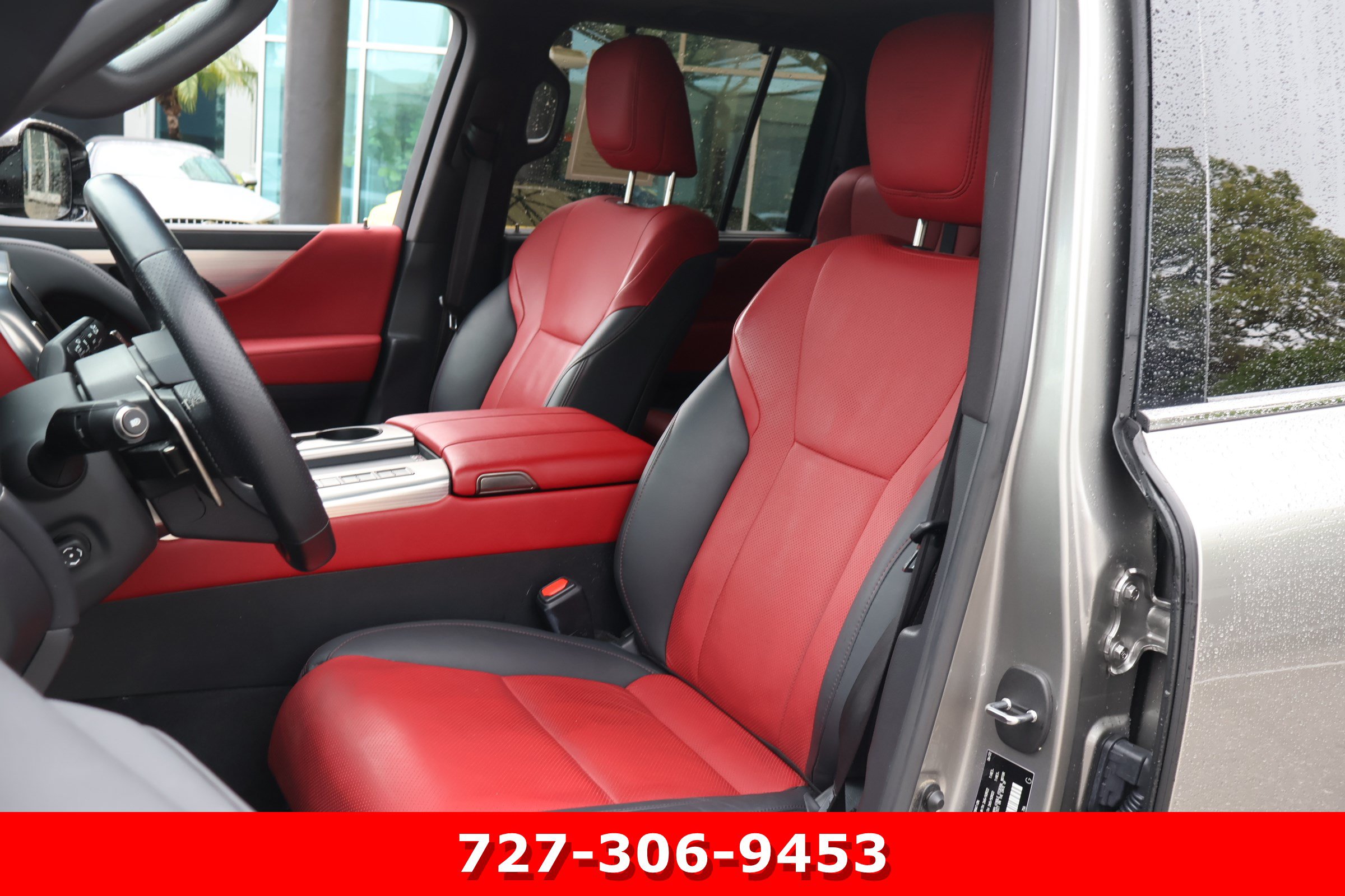 Used 2022 Lexus LX 600 F Sport w/ Accessory Package (Z1) AWD/4WD image 2