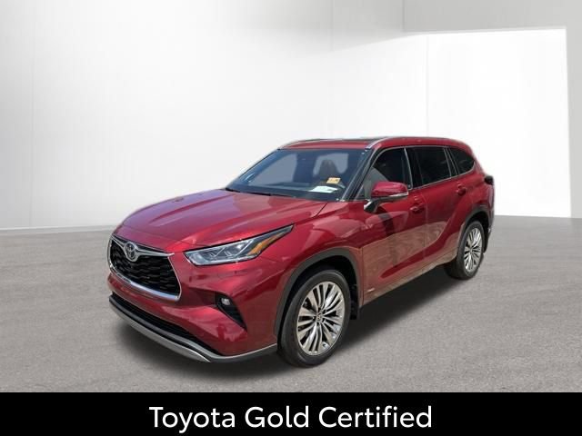 Used 2026 Toyota Highlander Platinum AWD/4WD image 1