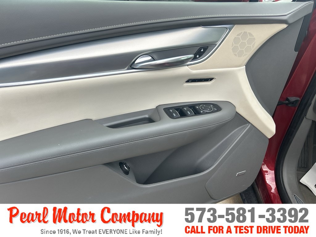 Certified 2019 Cadillac XT5 Luxury AWD/4WD image 9