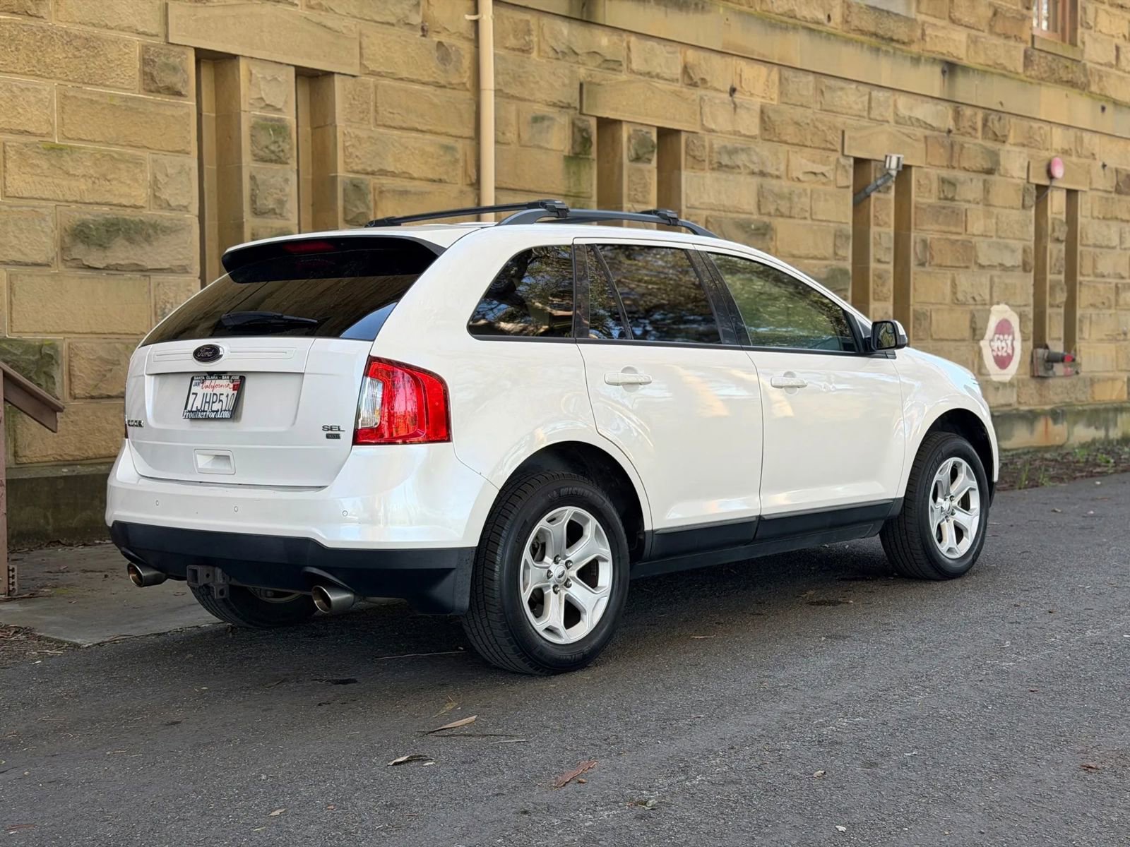 Used 2014 Ford Edge SEL w/ Equipment Group 205A image 4