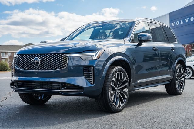 New 2026 Volvo XC90 B6 Plus w/ Protection Package Premier image 3